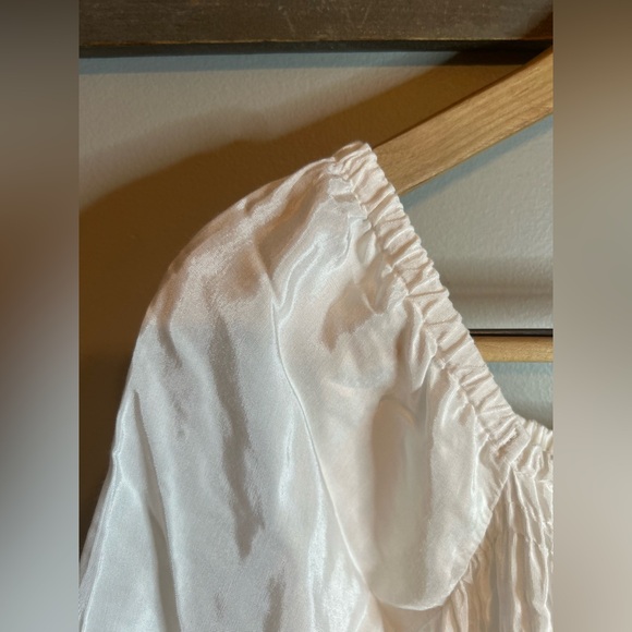 Cream  blouse - Picture 4 of 7